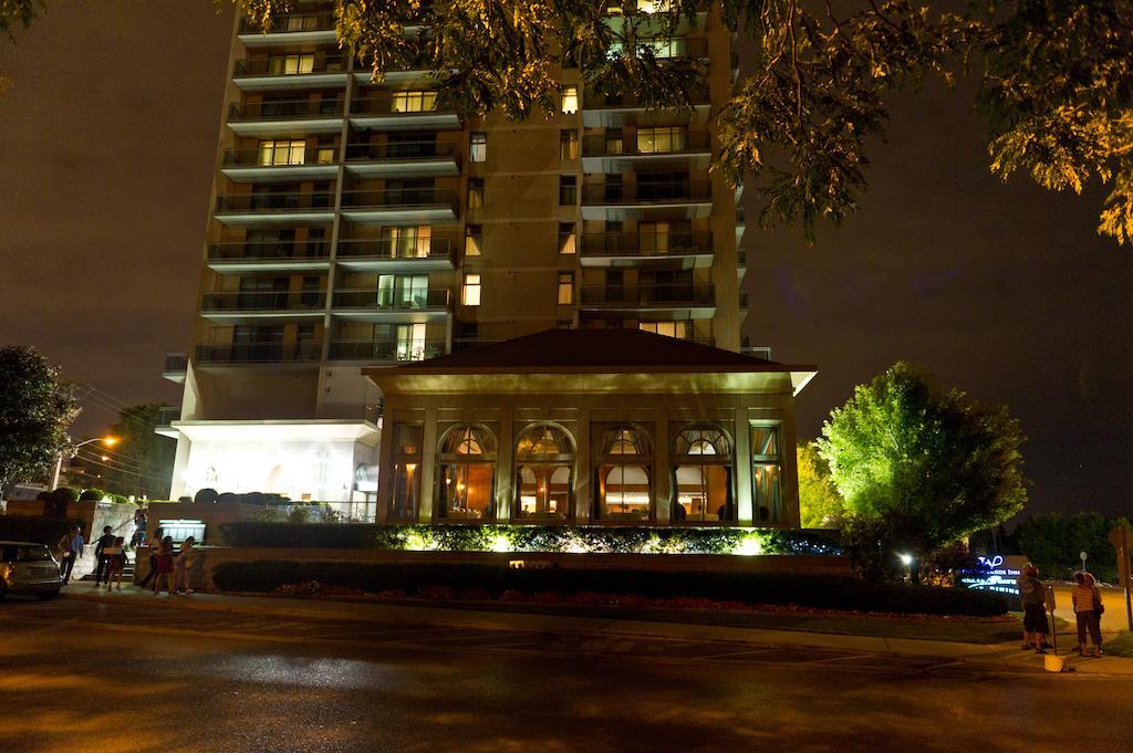 The Waterside Inn Миссиссага Экстерьер фото