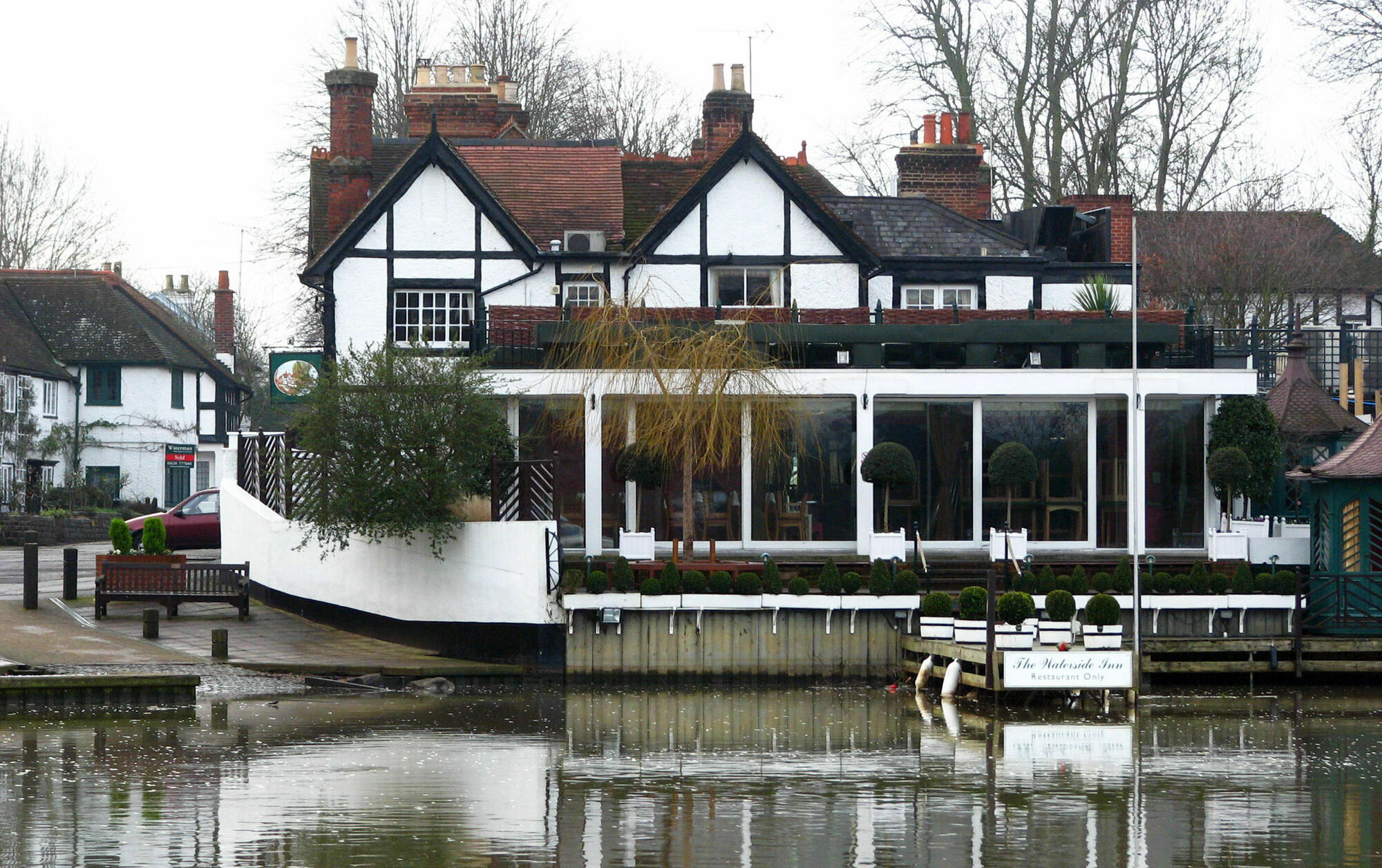 The Waterside Inn Миссиссага Экстерьер фото